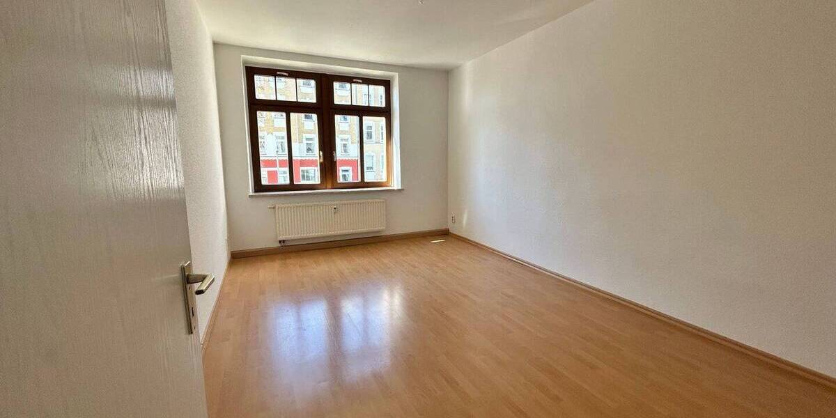 Etagenwohnung Chemnitz Sonnenberg - 3 Zimmer, 64 m&sup2;, 320&euro; | Angebot:25985400