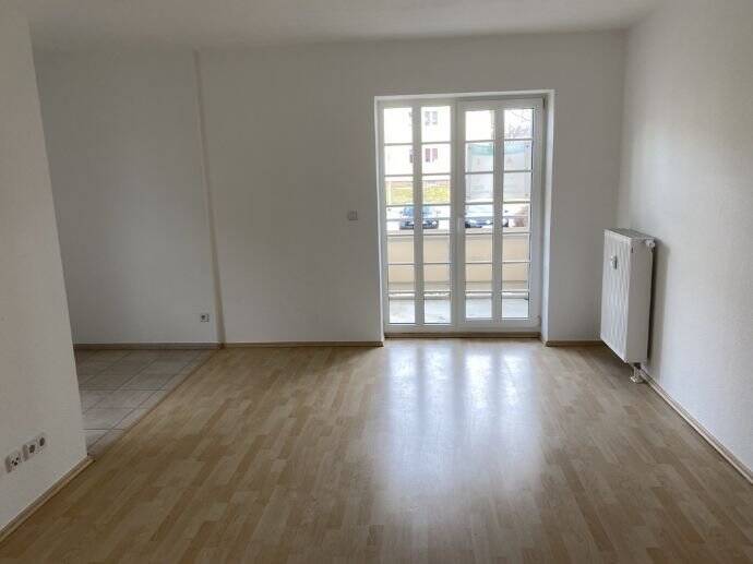 Etagenwohnung Chemnitz Lutherviertel - 2 Zimmer, 49 m&sup2;, 295&euro; | Angebot:25696240