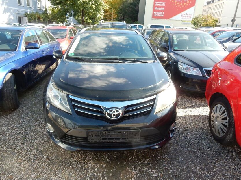 Toyota Avensis 260.000 km 3.900 € Chemnitz 09116