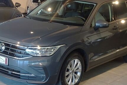 VW Tiguan 62.515 km 24.980 € Burgstädt 09217
