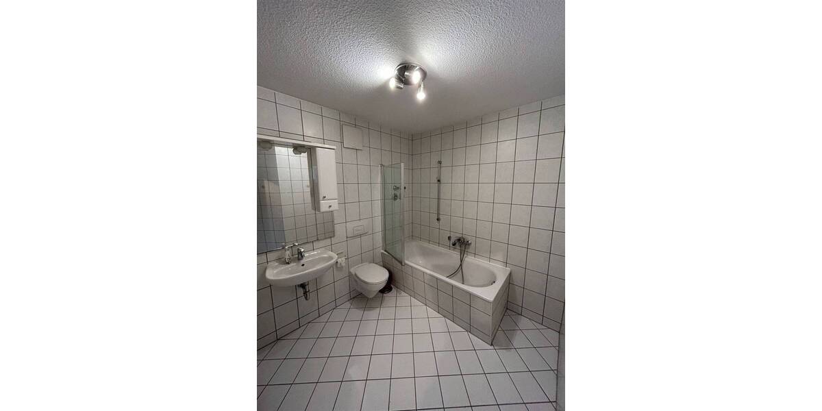 Etagenwohnung Chemnitz Sonnenberg - 6 Zimmer, 160 m&sup2;, 174.000&euro; | Angebot:26473186