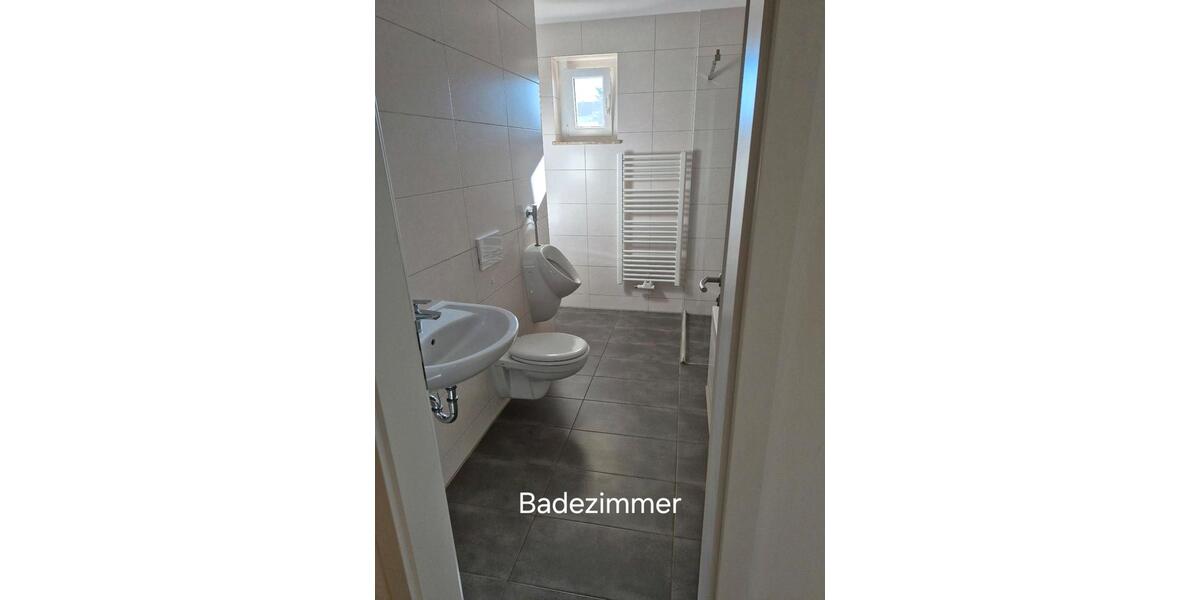 Erdgeschoßwohnung Chemnitz Ebersdorf - 2 Zimmer, 77 m&sup2;, 480&euro; | Angebot:26586414