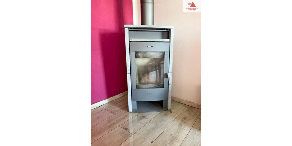 Doppelhaushälfte Ehrenfriedersdorf - 8 Zimmer, 188 m&sup2;, 60.000&euro; | Angebot:25986319