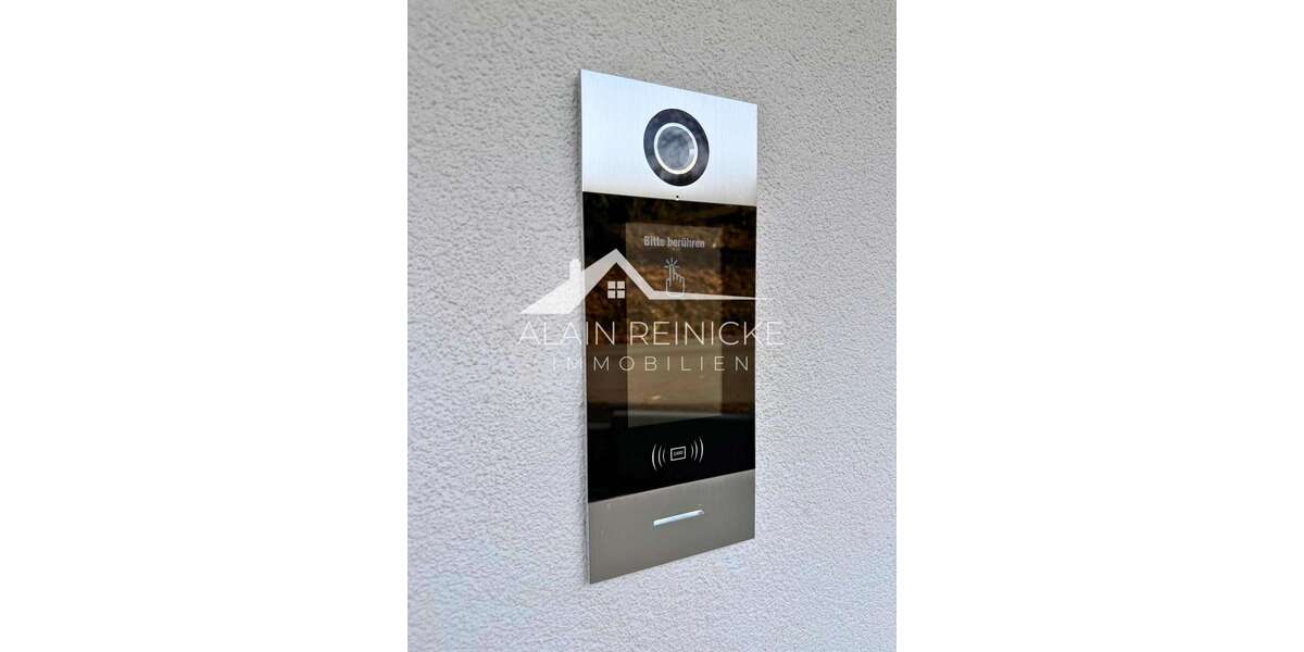 ruhig Wohnen mit Terrasse & Balkonen & TG-Stellplatz - Maisonettenwohnung Chemnitz | Angebot:25932234