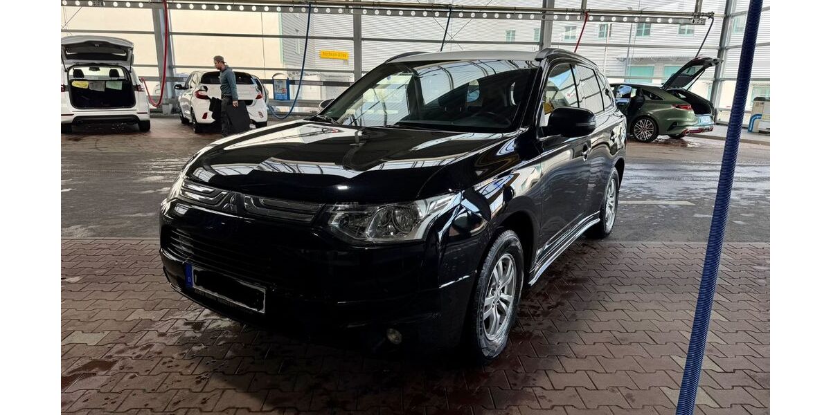 Mitsubishi Outlander 159.999 km 7.390 &euro; Chemnitz 09112