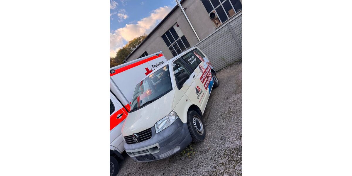 VW T5 Transporter 250.000 km 3.500 € Chemnitz 09114