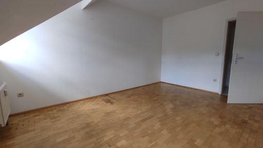 Dachgeschoßwohnung Chemnitz Hilbersdorf - 3 Zimmer, 81 m&sup2;, 349&euro; | Angebot:26039504