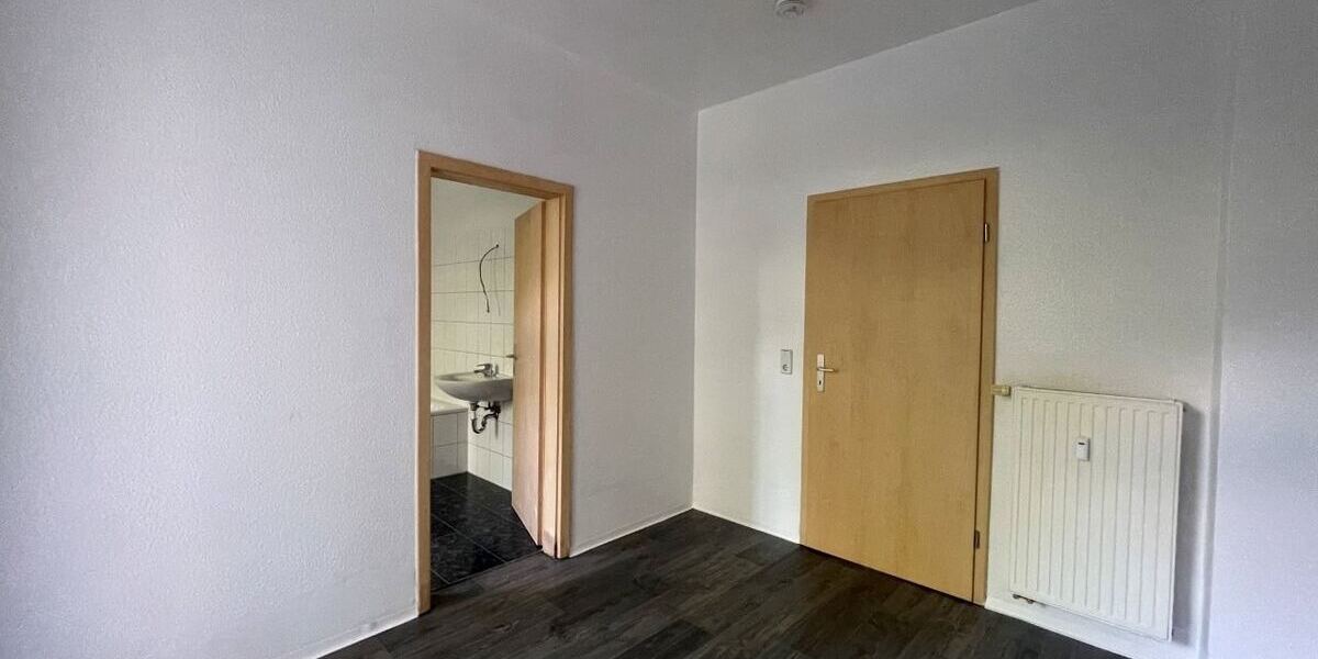 Ideal für Eigennutzer! Kleine Wohnung mit großem Balkon für wenig Geld! - Erdgeschoßwohnung Chemnitz Gablenz | Angebot:23553806