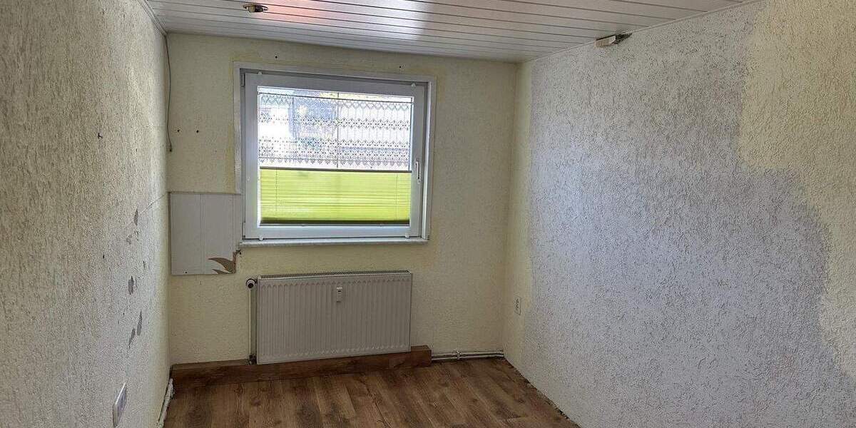 Mehrfamilienhaus, Wohnhaus Leubsdorf - 1 Zimmer, 59.000&euro; | Angebot:25690428