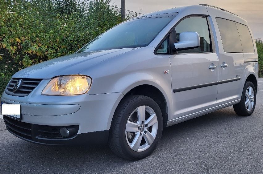 VW Caddy 195.000 km 7.499 &euro; Chemnitz 09132