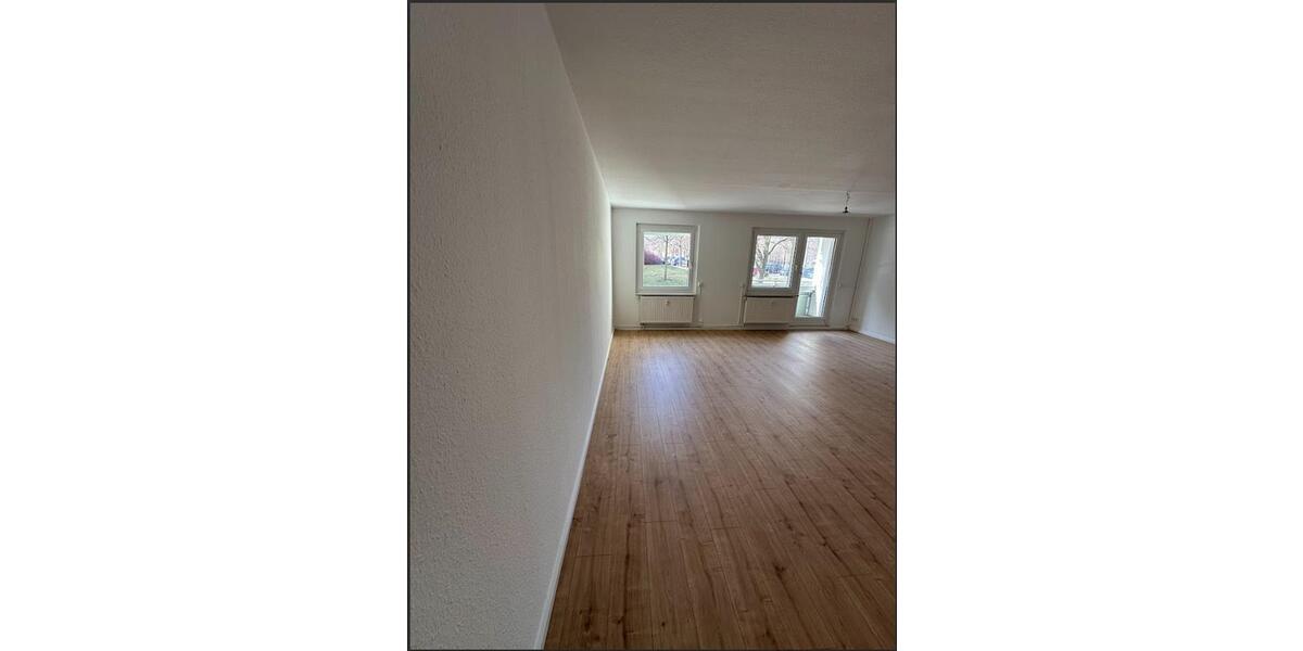 Erdgeschoßwohnung Chemnitz Markersdorf - 3 Zimmer, 68 m&sup2;, 650&euro; | Angebot:26674732