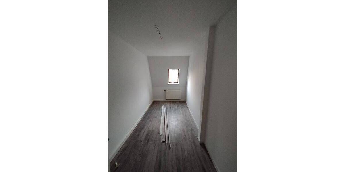 Großes MFH mit viel Potential in guter und ruhiger Lage! 1 zimmer