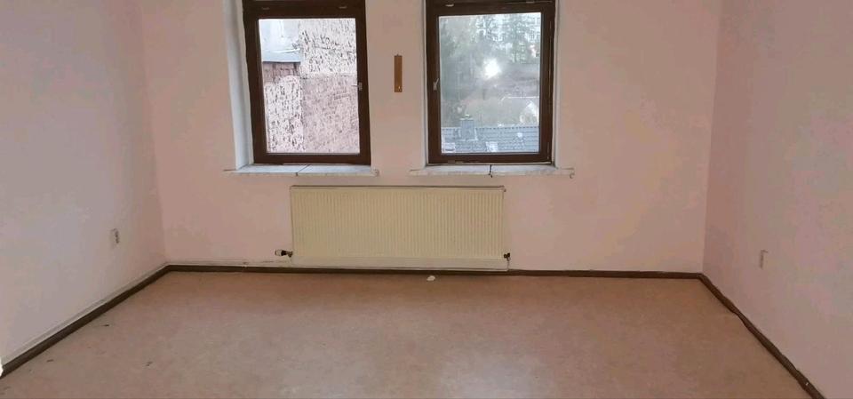 Doppelhaushälfte Zschopau - 7 Zimmer, 240 m&sup2;, 69.000&euro; | Angebot:20664245
