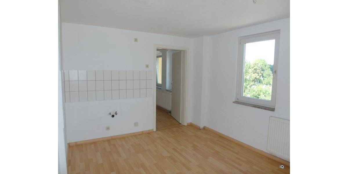 Etagenwohnung Limbach-Oberfrohna Oberfrohna - 3 Zimmer, 72 m&sup2;, 360&euro; | Angebot:26276279