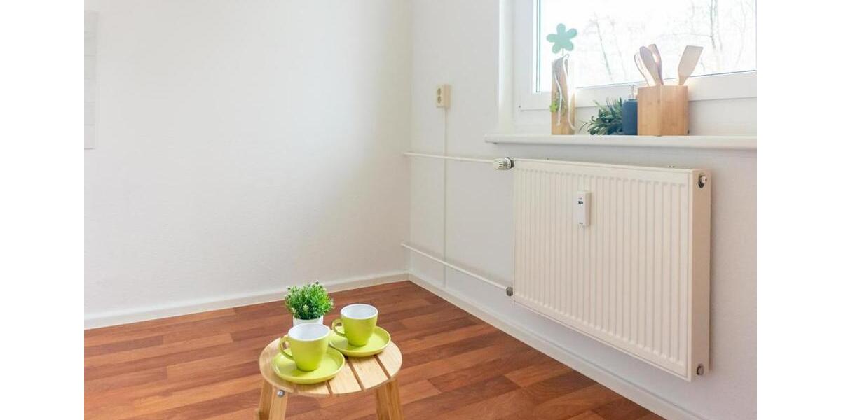 Deine 1. Wohnung mit Balkon zum kleinen Preis zimmer