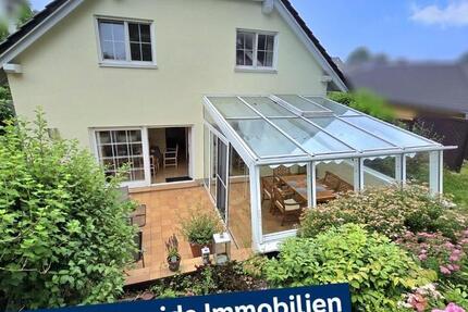 Exklusives Einfamilienhaus mit Doppelgarage, Gartensauna, Kamin und überdachtem Pool! - Haus Frankenberg Sachsenburg | Angebot:27234638