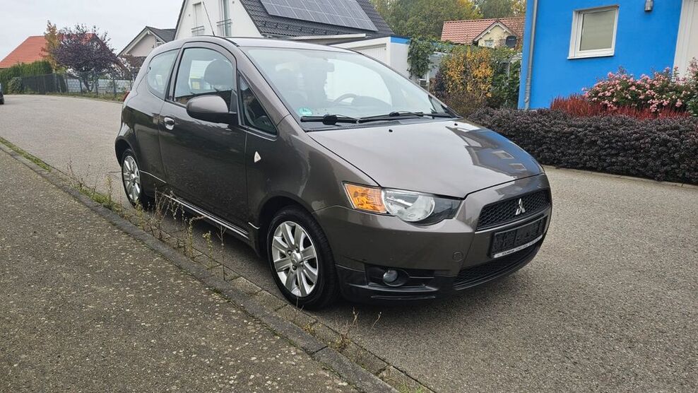 Mitsubishi Colt 90.000 km 3.490 € Chemnitz 09116