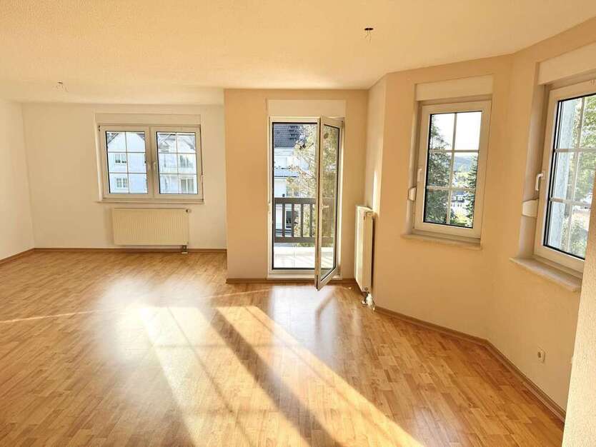 Haus zum Kaufen in Lauter-Bernsbach 205.000 € 131 m²