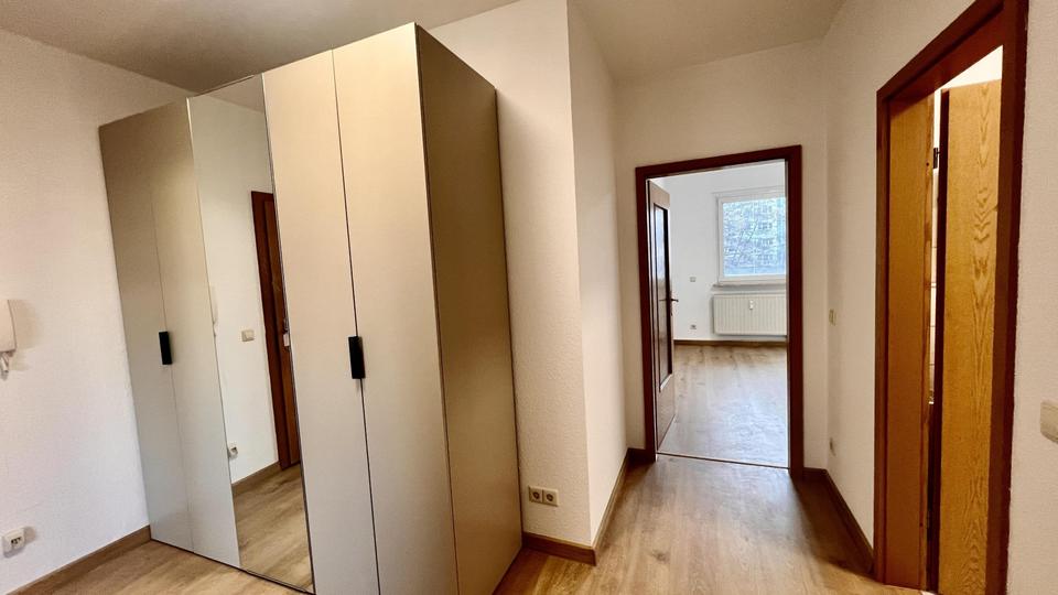 Etagenwohnung Chemnitz Markersdorf - 2 Zimmer, 55 m&sup2;, 300&euro; | Angebot:26624038
