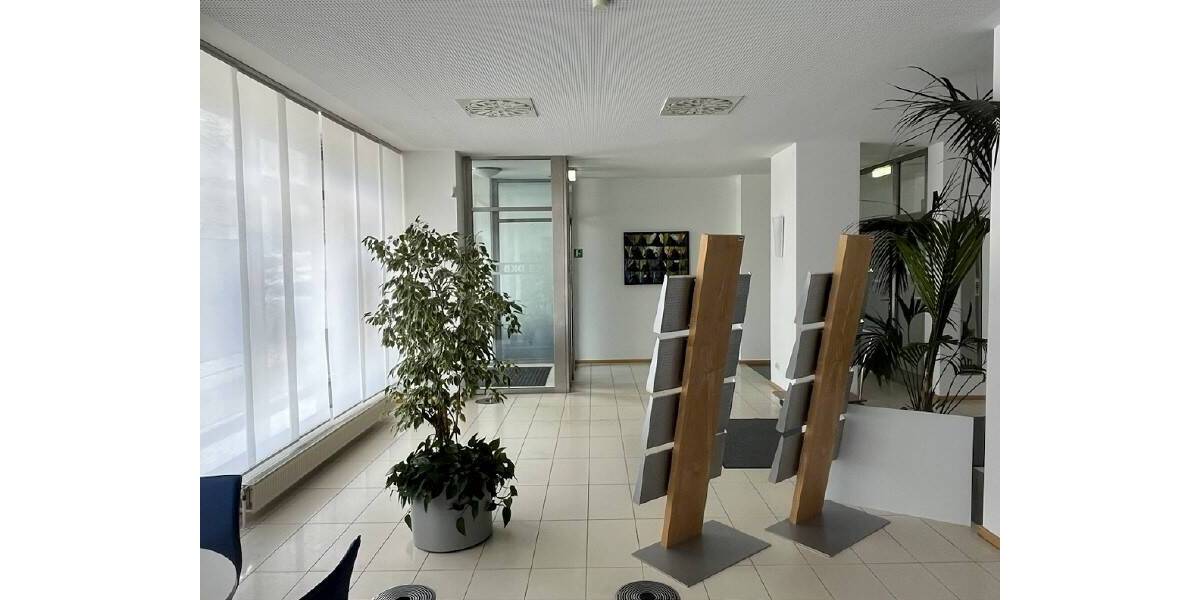 Gewerbeobjekt Chemnitz Adelsberg - 8 Zimmer, 2 m&sup2;, 18.445&euro; | Angebot:25682499