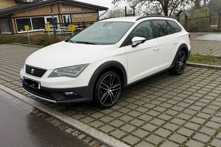 Seat Leon 150.000 km 12.500 &euro; Augustusburg 09573