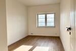 Borna * ERSTBEZUG * Balkon * 7 Zimmer Maisonette * 01.12.2025 7 zimmer