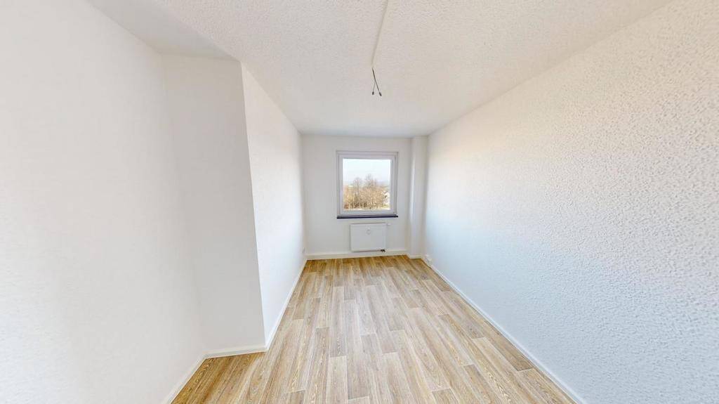Ein neues Wohndomizil mit 2 Bädern und Balkon 4 zimmer