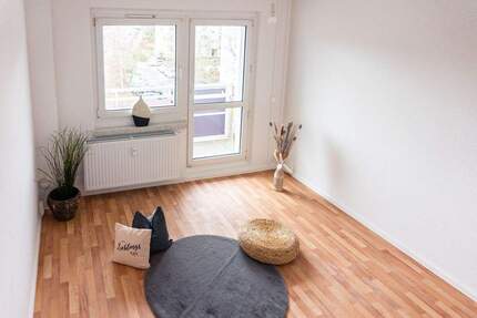 Wohnung Chemnitz Morgenleite - 2 Zimmer, 41 m&sup2;, 259&euro; | Angebot:25472306