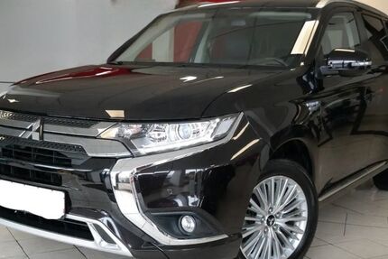 Mitsubishi Plug-in Hybrid Outlander 45.000 km 24.500 € Freiberg 09599