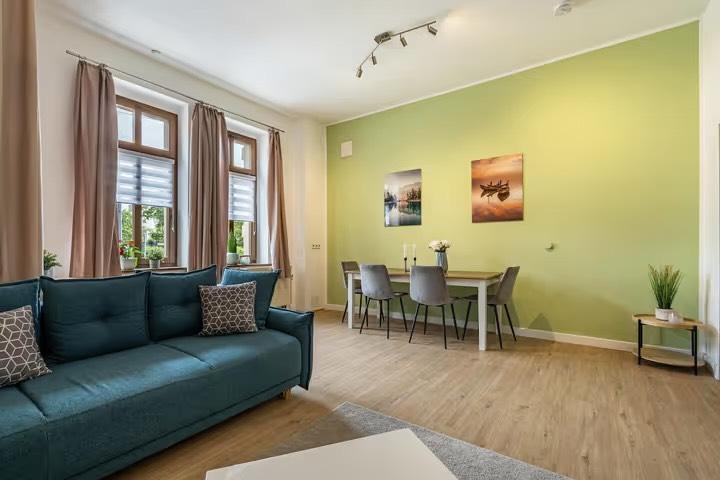 Erdgeschoßwohnung Chemnitz Bernsdorf - 2 Zimmer, 65 m&sup2;, 90.000&euro; | Angebot:27192231