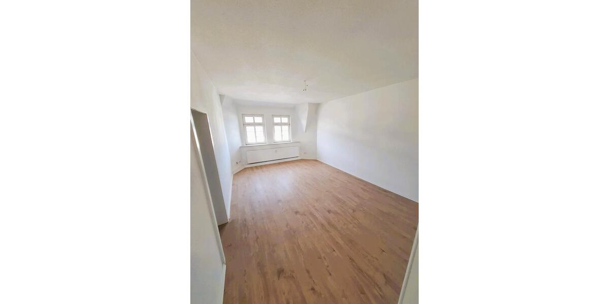 Dachgeschoßwohnung Chemnitz Hilbersdorf - 3 Zimmer, 67 m&sup2;, 325&euro; | Angebot:26589093