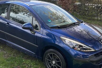 Peugeot 207 120.000 km 1.800 &euro; Callenberg 09337