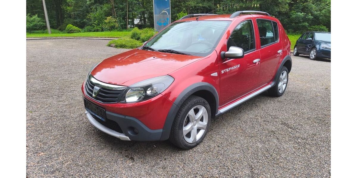 Dacia Sandero 145.750 km 2.900 &euro; Frankenberg 09669