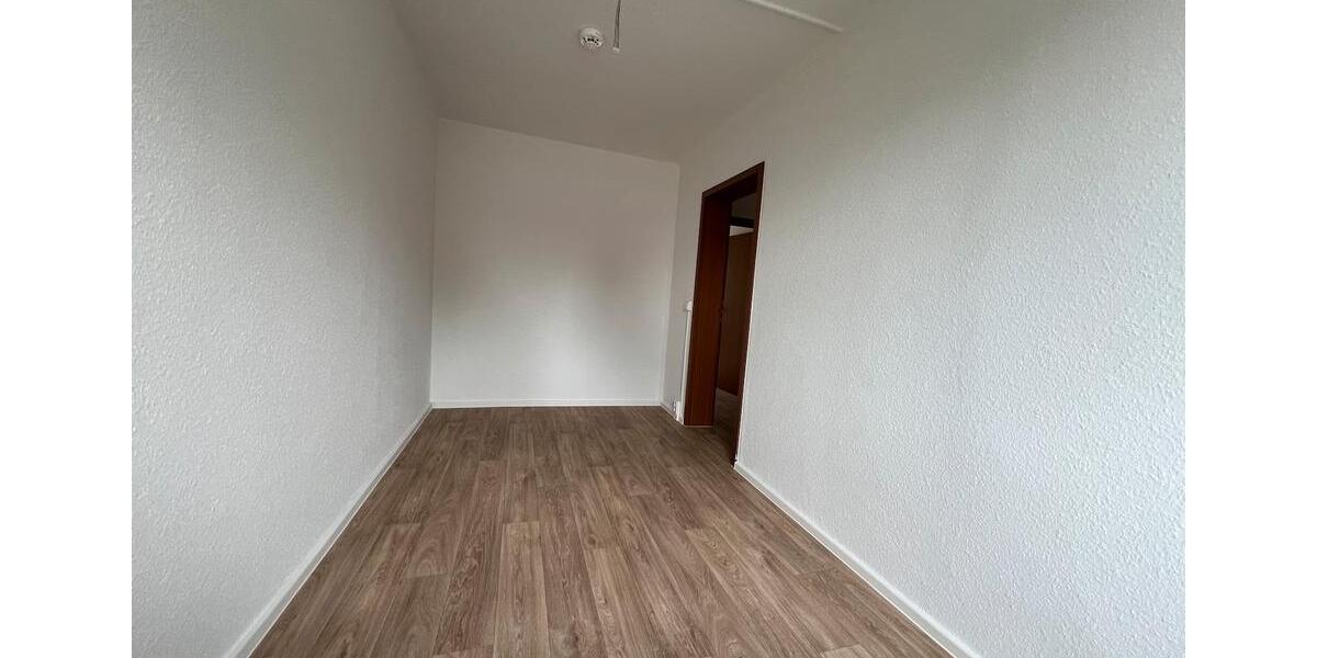 Erdgeschoßwohnung Chemnitz Adelsberg - 3 Zimmer, 61 m&sup2;, 340&euro; | Angebot:26263481