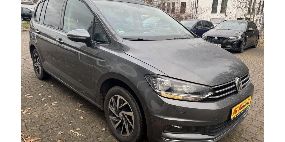 VW Touran 143.550 km 16.195 € Lichtenstein 09350