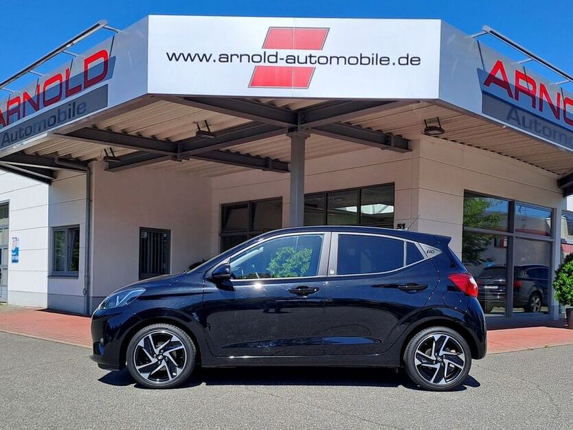 i10