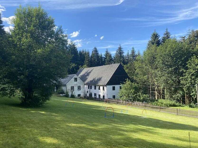 Haus zum Kaufen in Annaberg-Buchholz 140.000 € 131 m²