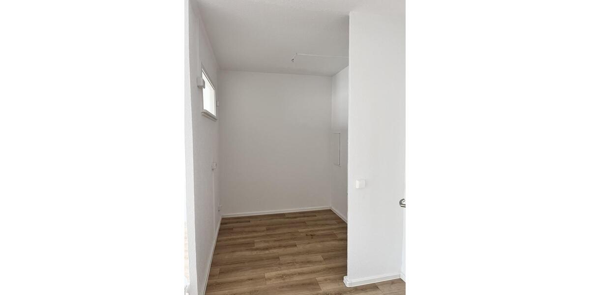 Etagenwohnung Chemnitz Klaffenbach - 4 Zimmer, 70 m&sup2;, 421&euro; | Angebot:25365223