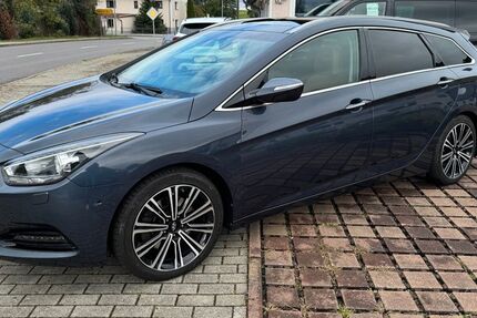 Hyundai i40 111.854 km 14.000 € Nobitz 04603