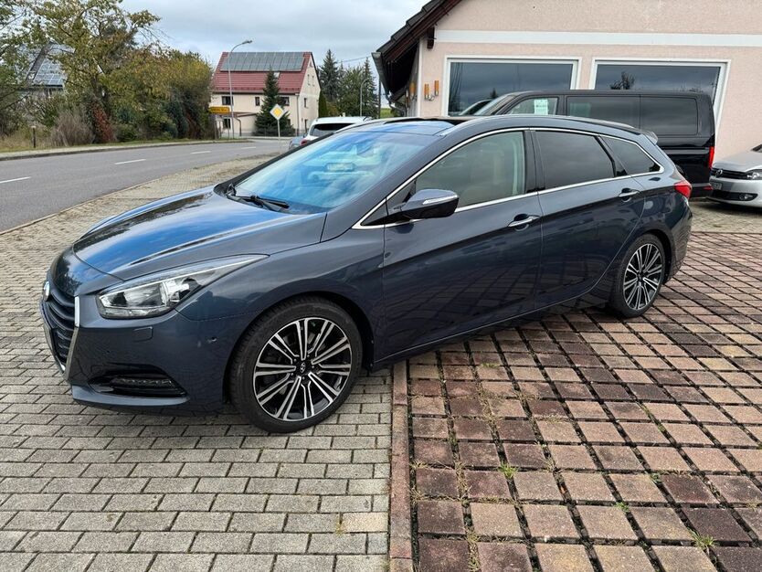 Hyundai i40 111.854 km 14.000 € Nobitz 04603