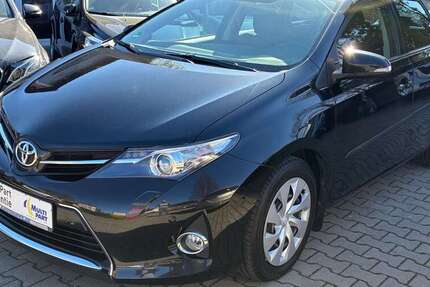 Toyota Auris 84.000 km 10.990 &euro; Chemnitz 09116