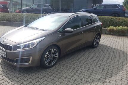 Kia ceed Sportswagon 16.990 km 16.990 &euro; Annaberg-Buchholz 09456