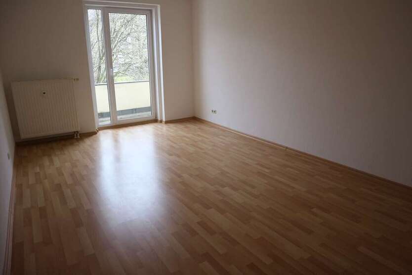 Wohnung zum Mieten in Chemnitz 285 € 56.29 m²