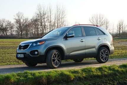 Kia Sorento 141.000 km 8.900 &euro; Burgstadt 09217