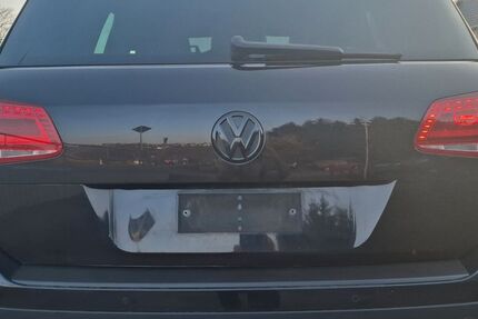 VW Touareg 139.000 km 16.900 &euro; Schönbrunn 09429