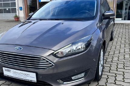 Ford Focus 95.889 km 9.875 € Chemnitz 09117