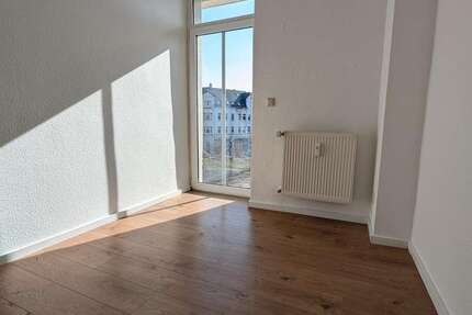 Wohnung zum Mieten in Limbach-Oberfrohna 250 € 46 m² 2 zimmer
