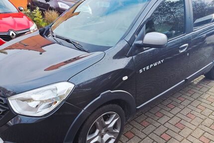 Dacia Lodgy 79.091 km 8.490 &euro; Chemnitz 09114