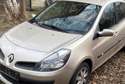 Renault Clio 268.506 km 1.990 &euro; Chemnitz 09120