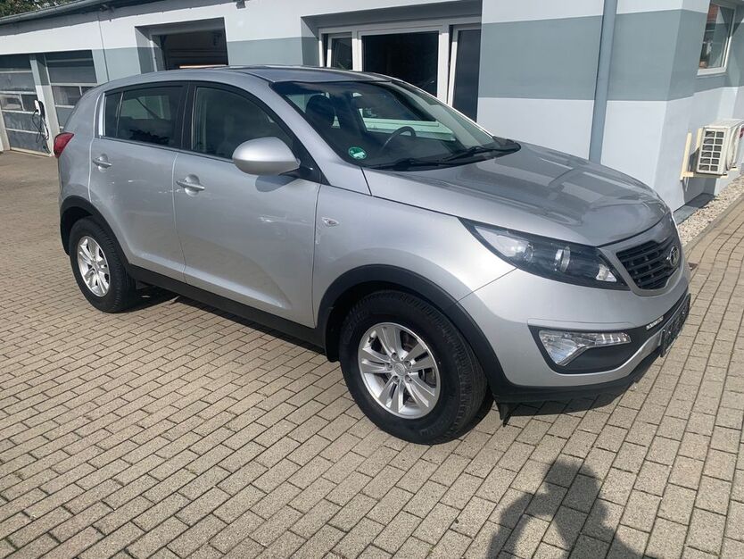 Kia Sportage 74.000 km 9.990 € Chemnitz OT Mittelbach 09224